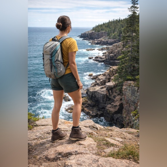 Kodiak Women’s Dark Brown Leather Boots - Picture 2 of 9